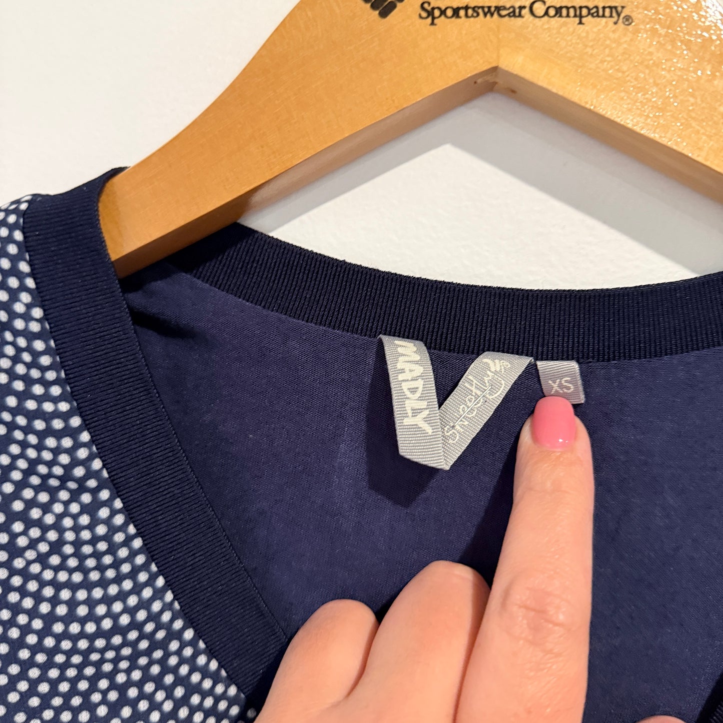 Madly Sweetly Size XS Navy Blue & White Polka Dot Top