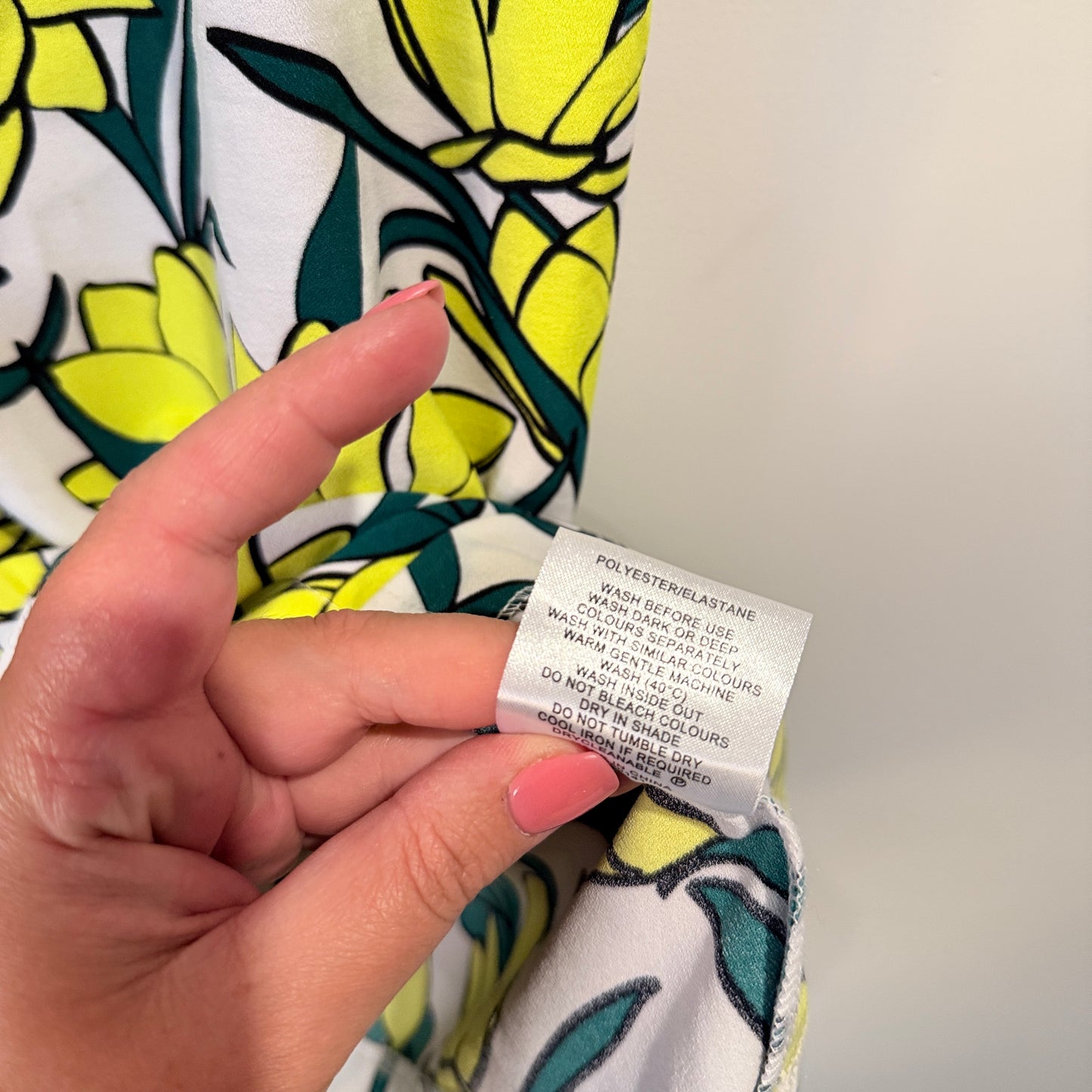 Urban Precinct Size 12 Yellow & Green Floral Sleeveless Tunic