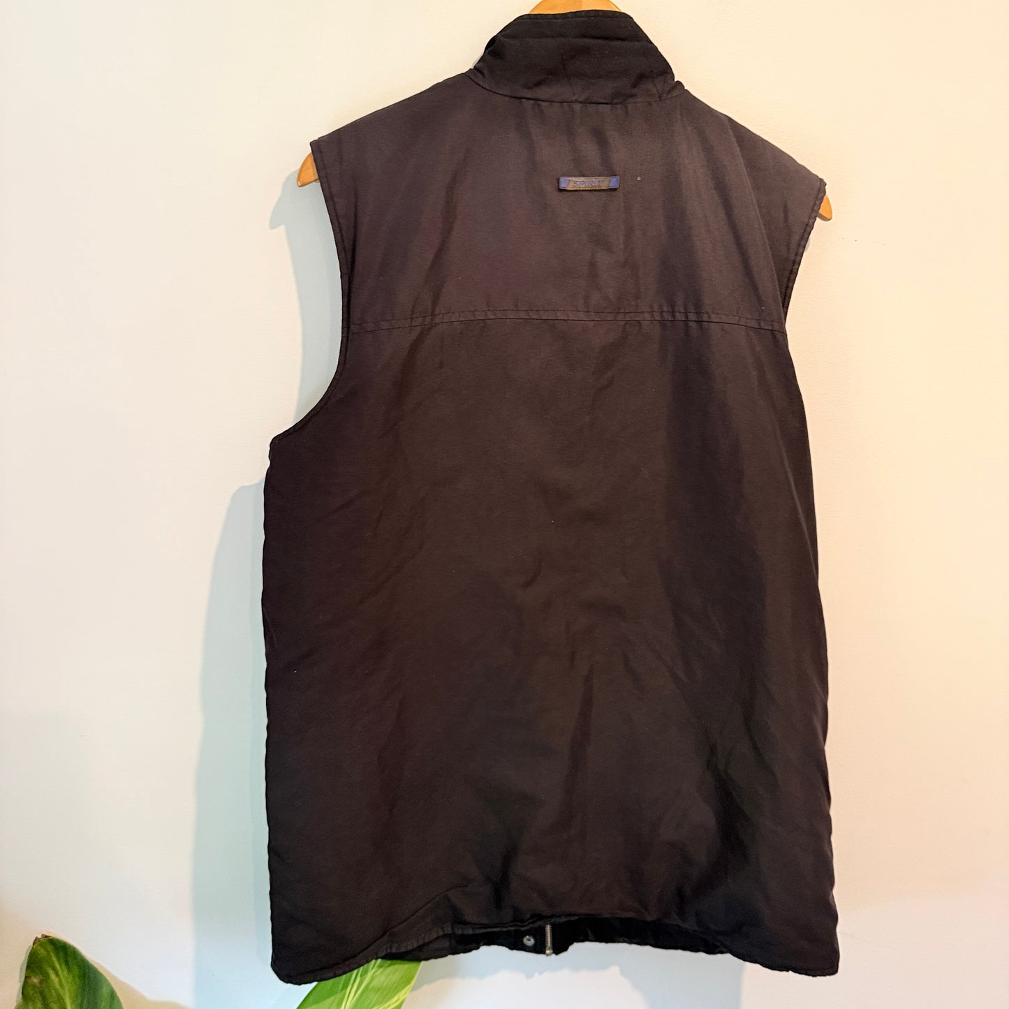 Spirit Size M Sleeveless Vest