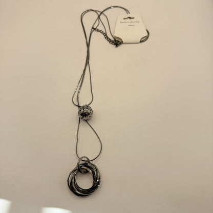 Silver Multi-Ring Pendant Necklace