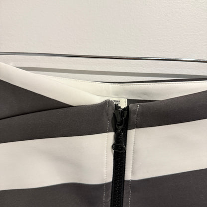 RVCA Size 28 Black & White Striped Mini Skirt