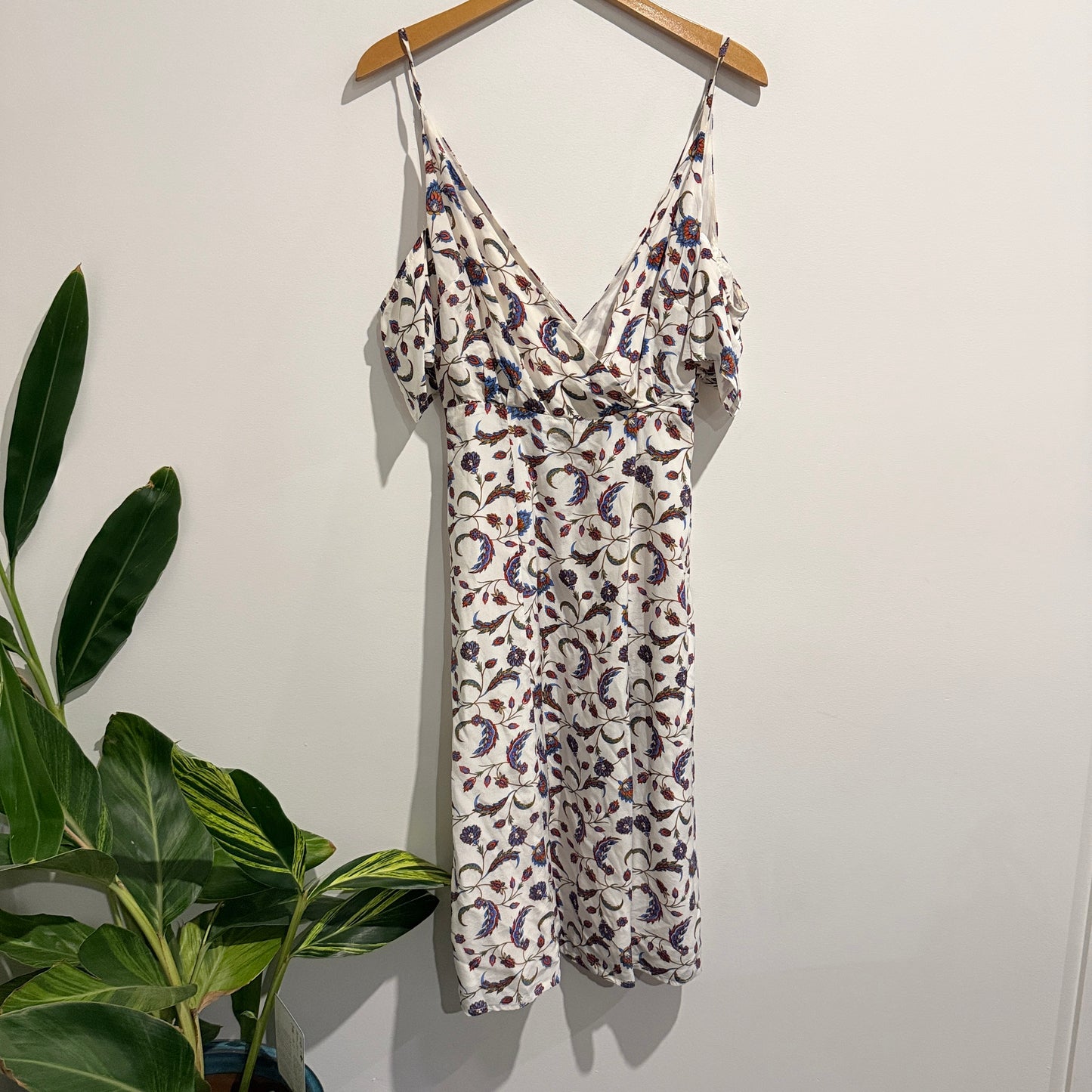 Kookai Size 36 Floral Cold Shoulder 100% Silk Midi Dress