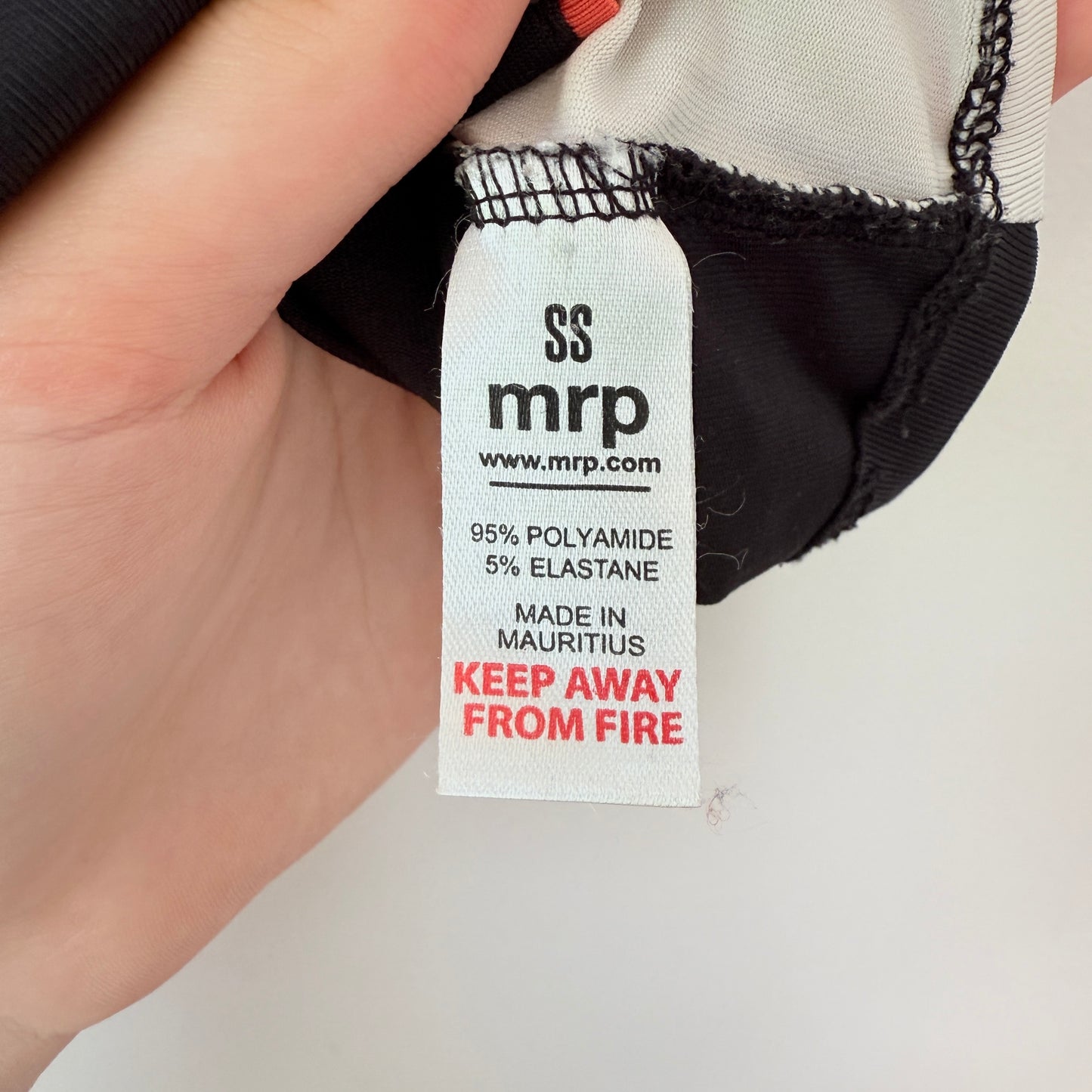 MRP Size XS Black White Red Athletic Top Half-Zip