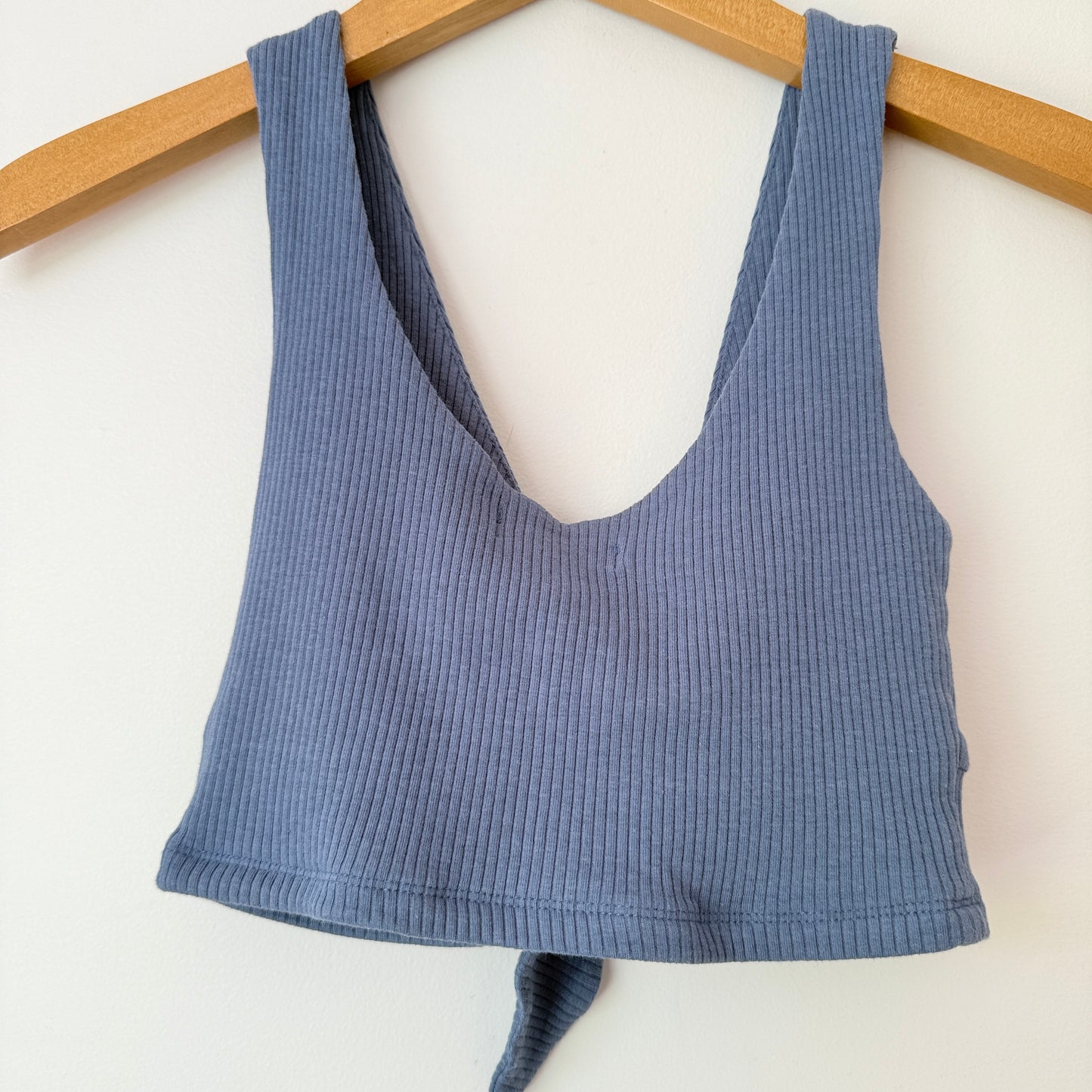 Glassons Size XS Blue Ribbed Knot-Front Crop Top