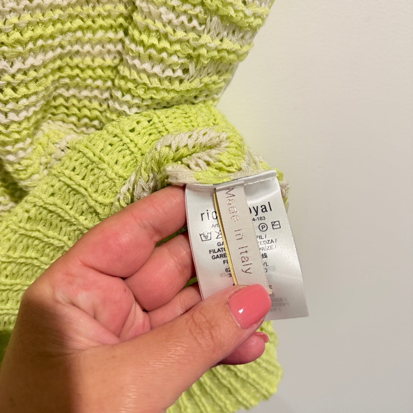 Rich & Royal Size Medium Green Cotton Sleeveless Knit Sweater Top