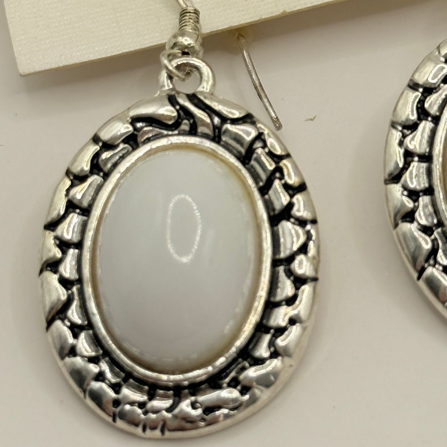Silver-Tone Oval Pendant Necklace & Matching Earrings Set