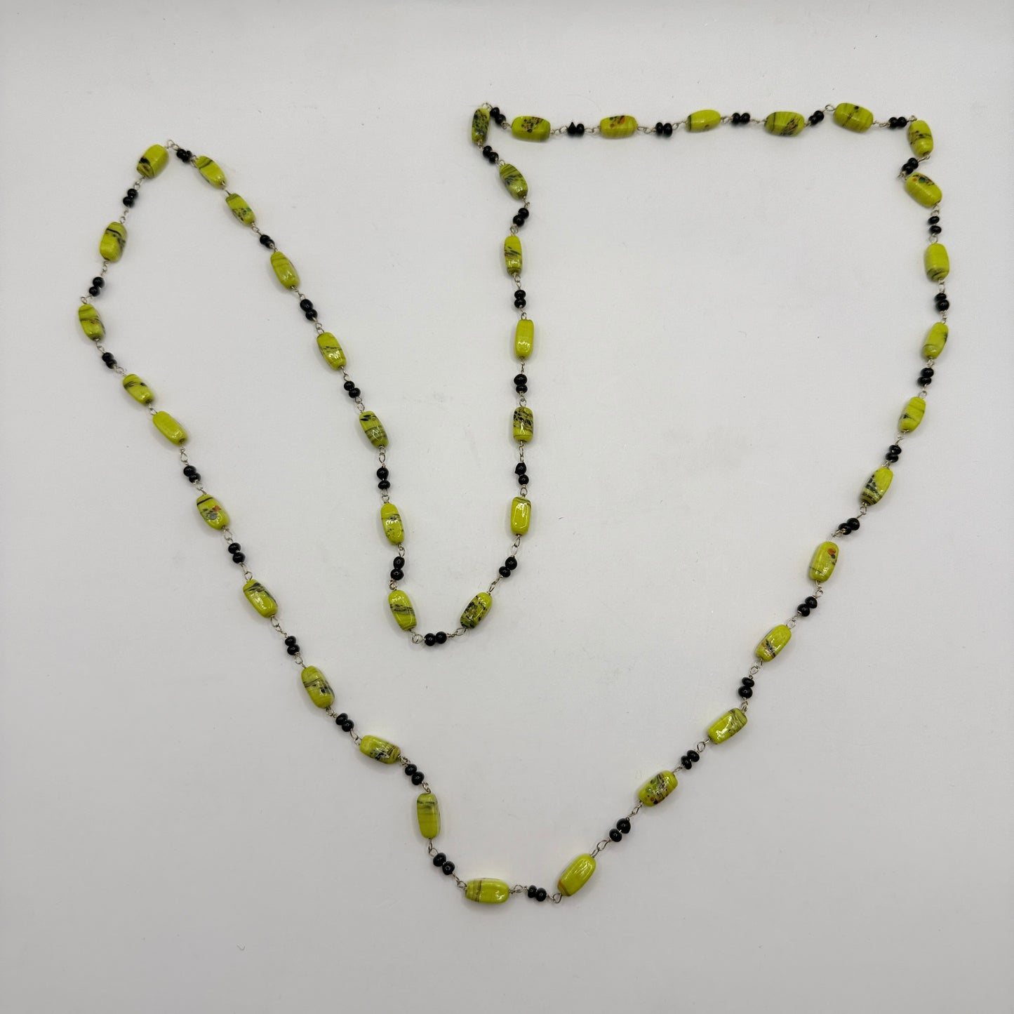 Vibrant Green Glass Bead Necklace with Black Accents