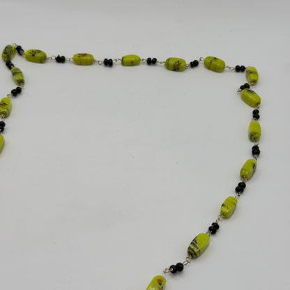 Vibrant Green Glass Bead Necklace with Black Accents
