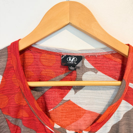 Line 7 Size L V-Neck Top