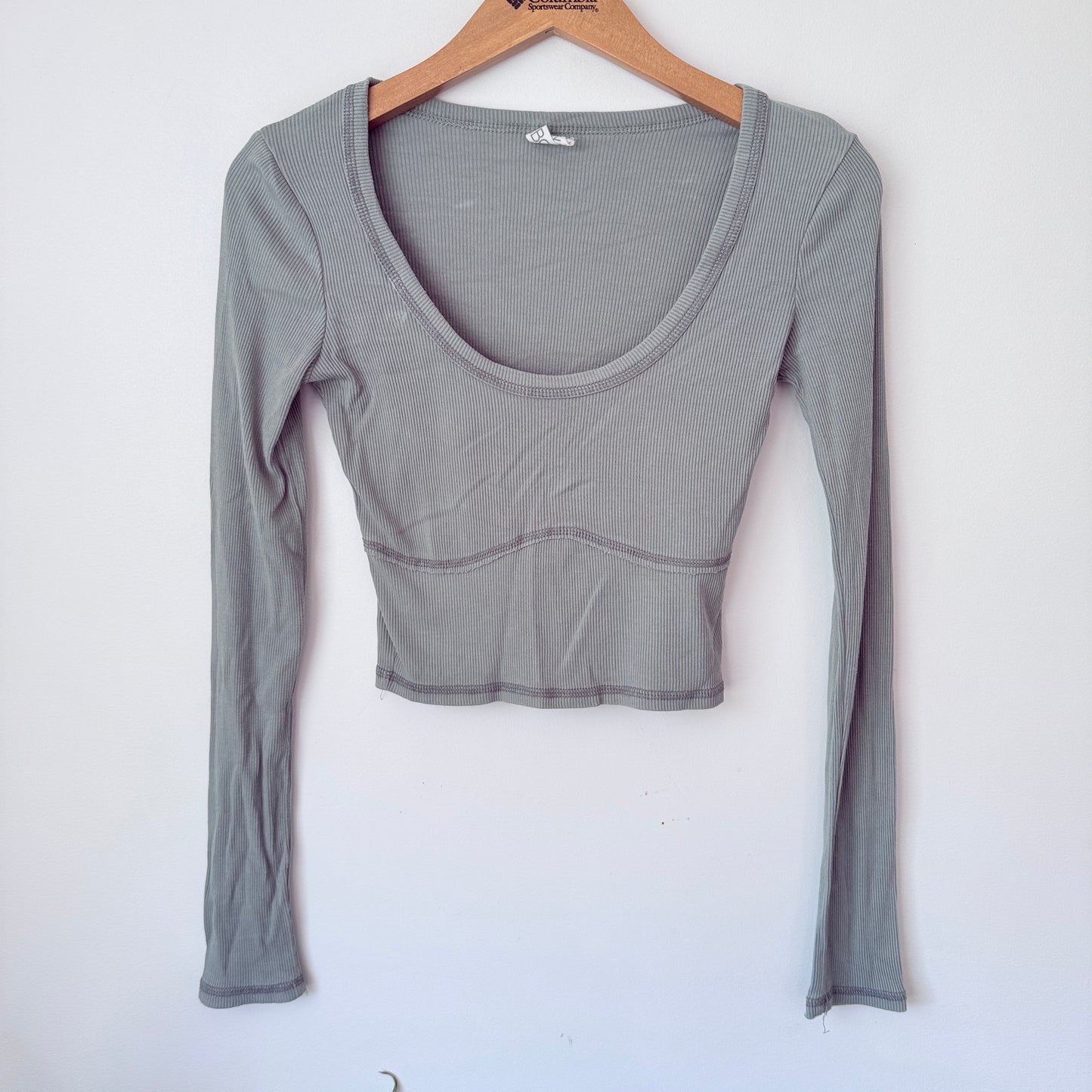 Cotton On Size S/P Light Ribbed Long-Sleeve Crop Top