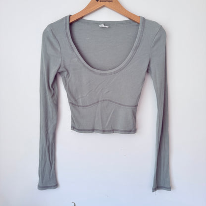 Cotton On Size S/P Light Ribbed Long-Sleeve Crop Top