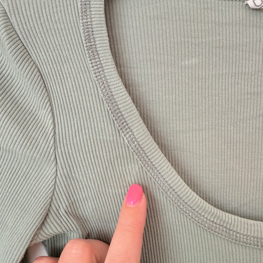 Cotton On Size S/P Light Ribbed Long-Sleeve Crop Top