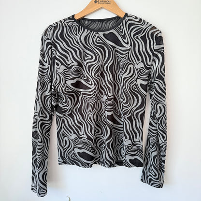 Brand Unknown Size U/Arm 47cm Groovy Long-Sleeve Top