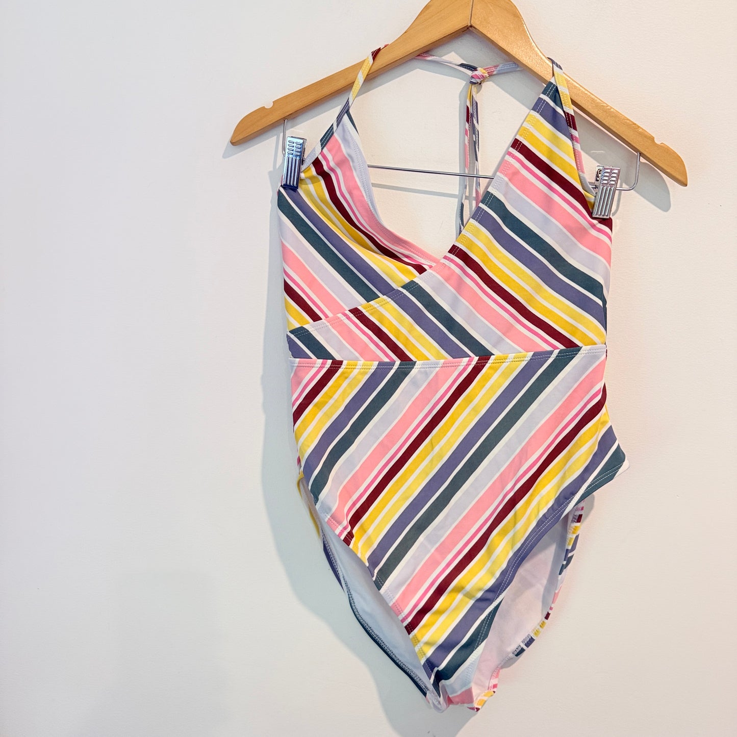 Brand Unknown Size U/Arm to U/Arm 38cm One-Piece Swimsuit