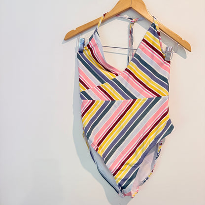 Brand Unknown Size U/Arm to U/Arm 38cm One-Piece Swimsuit