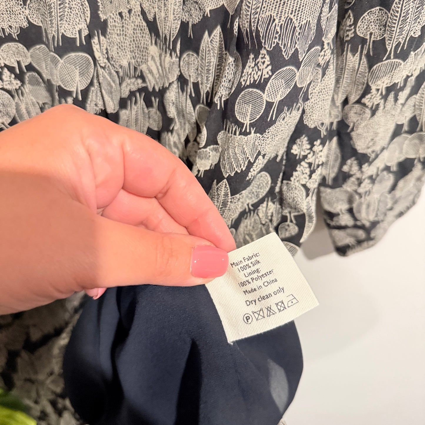 Aubin & Wills Size 6 Long-Sleeved 100% Silk Dress