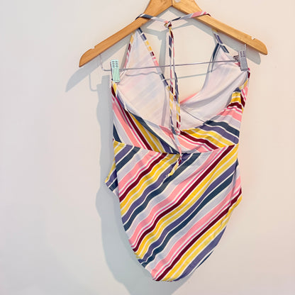 Brand Unknown Size U/Arm to U/Arm 38cm One-Piece Swimsuit