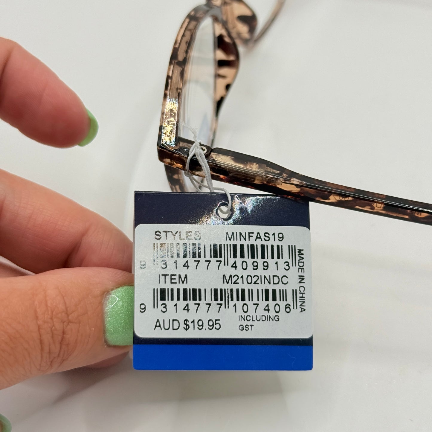 Insight Optics Reading Glasses +2.00 Power in Tortoiseshell Style