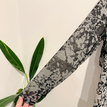 Mint Velvet Size 8 Floral Print Long-Sleeve Blouse