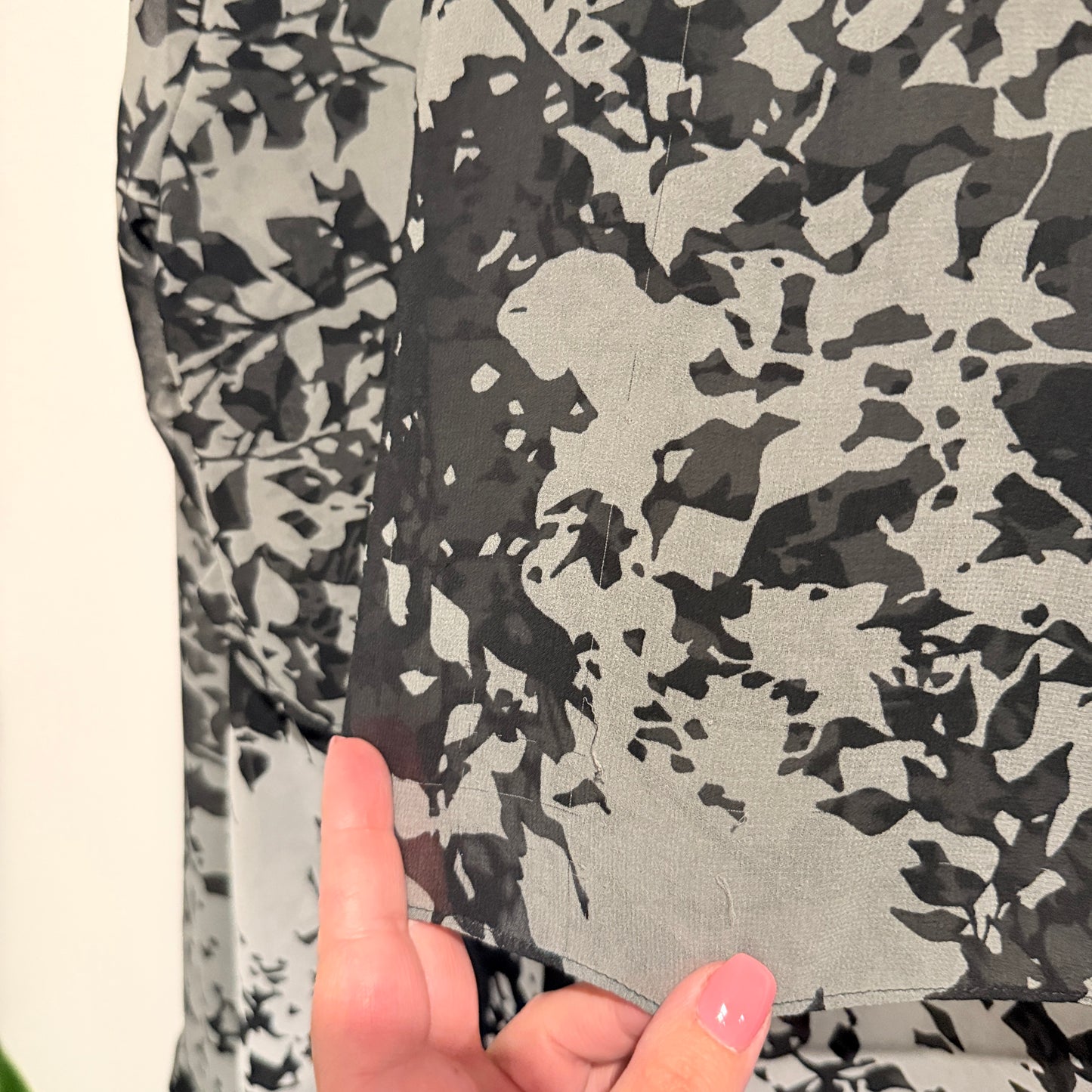 Mint Velvet Size 8 Floral Print Long-Sleeve Blouse