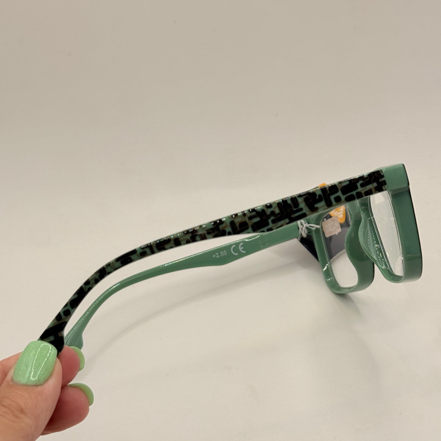 Insight Optics Reading Glasses +2.50 in Mint Green & Black Frame