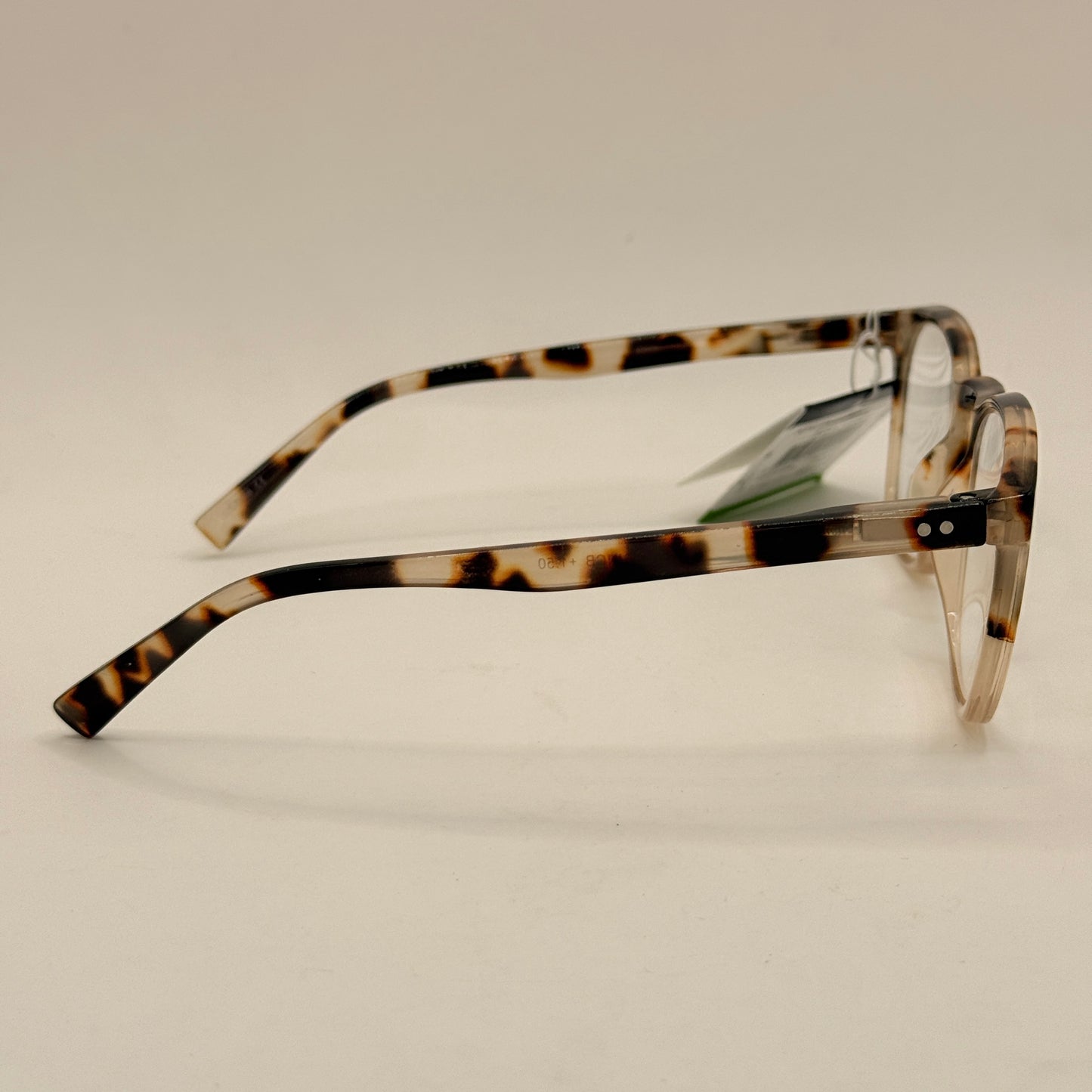 Insight Optics Reading Glasses +1.50 in Light Tortoiseshell Frame