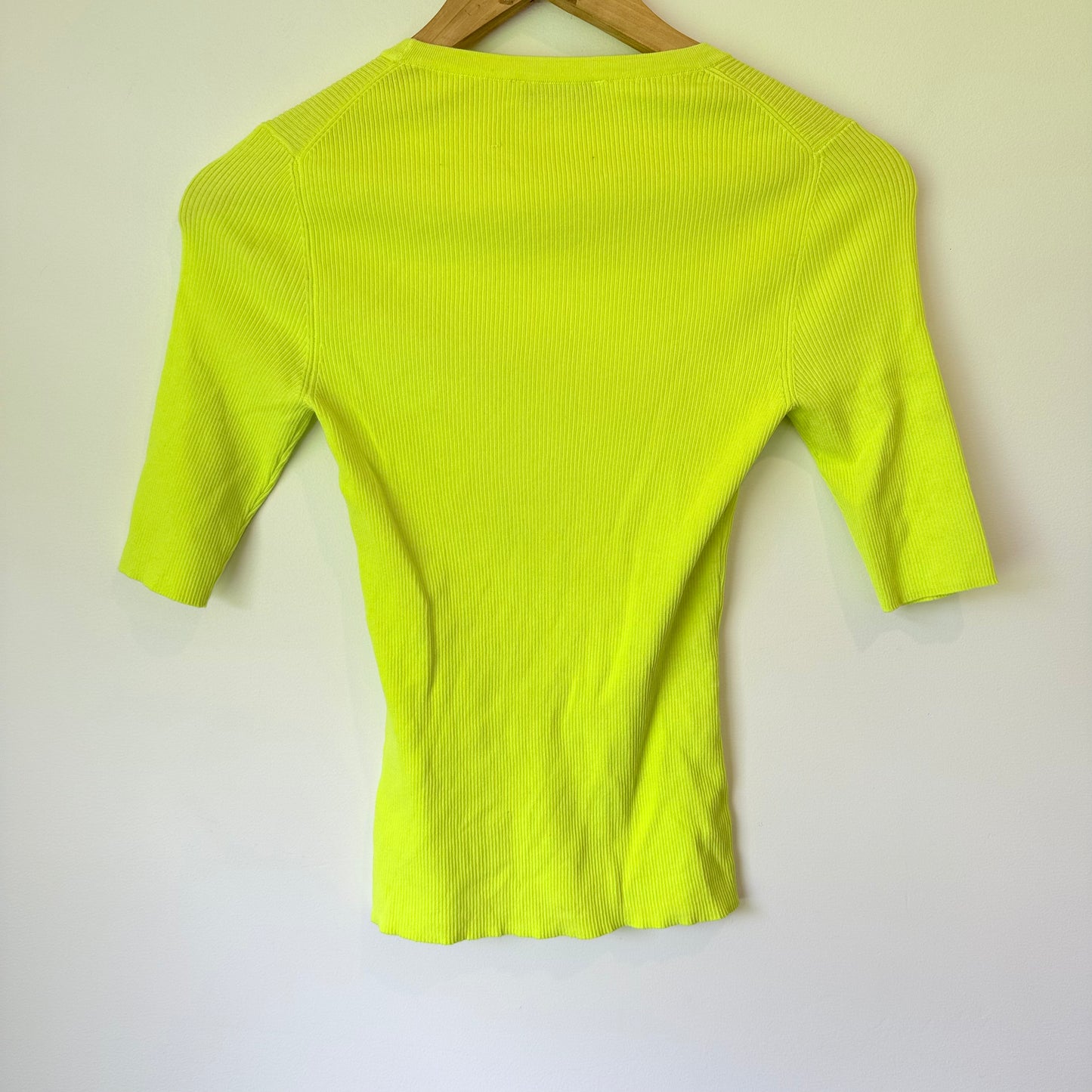 Veronika Maine Size S Ribbed Top