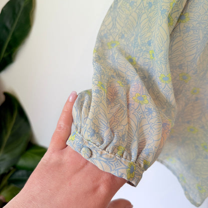 Tu Size 10 Sheer Floral Blouse