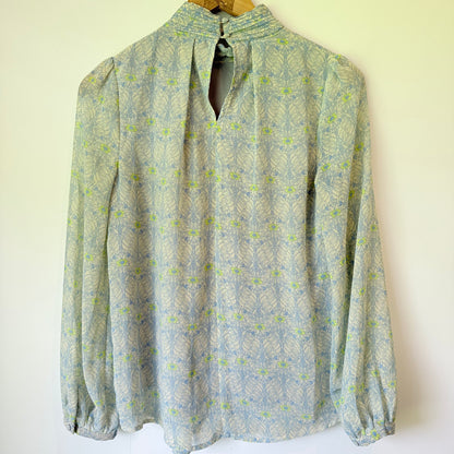 Tu Size 10 Sheer Floral Blouse