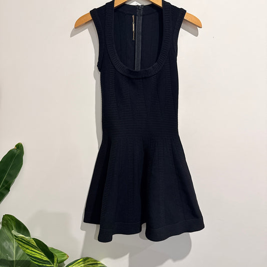Go Alone With Alu Size S Black Sleeveless Fit & Flare Dress