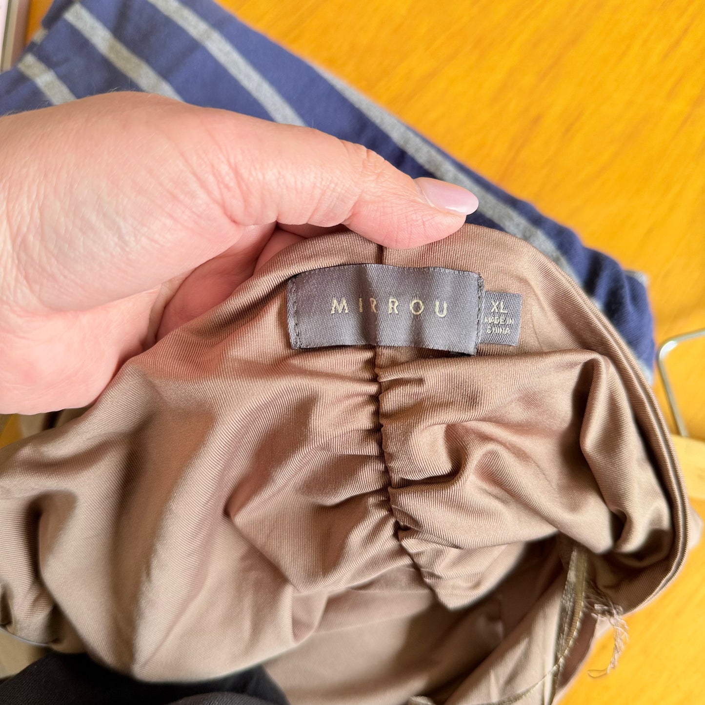 Mirrou Size XL Rouched Off Shoulder Top