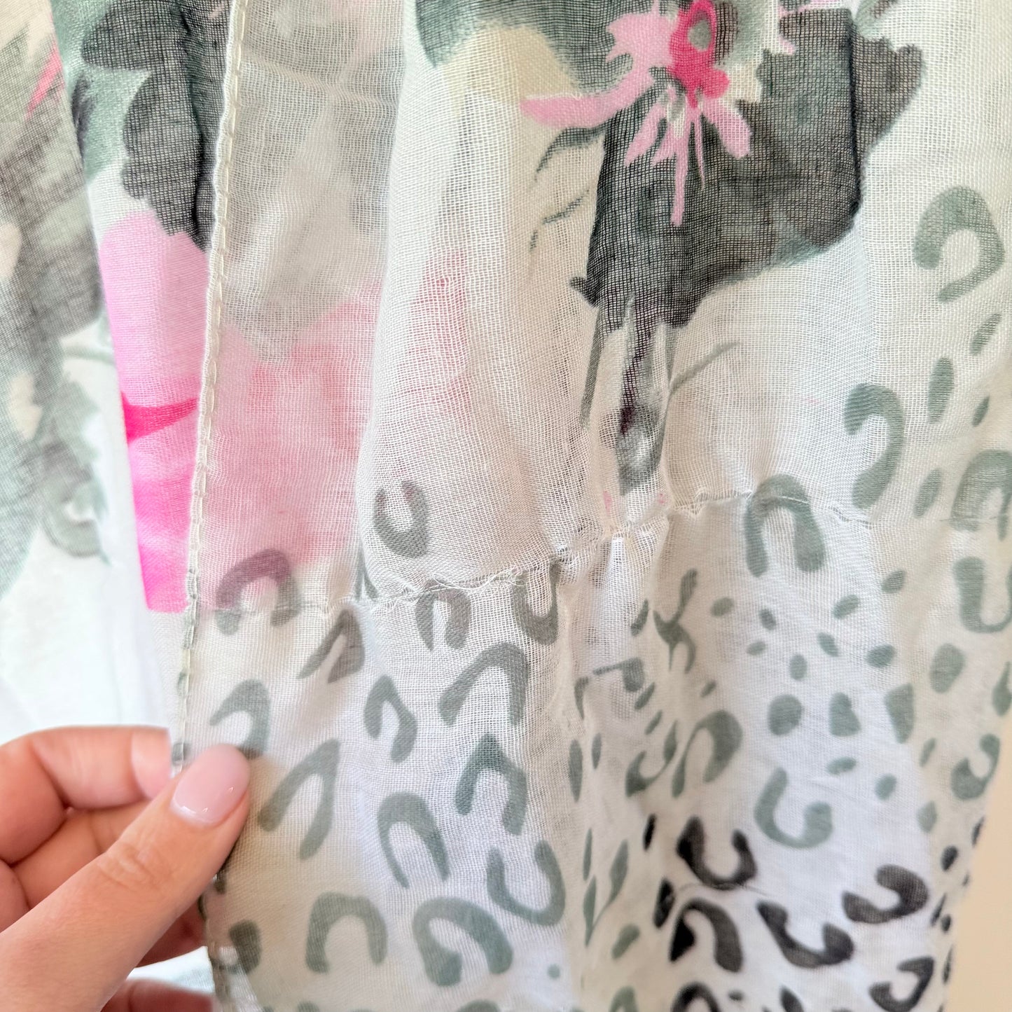 White Pink & Grey Floral Scarf