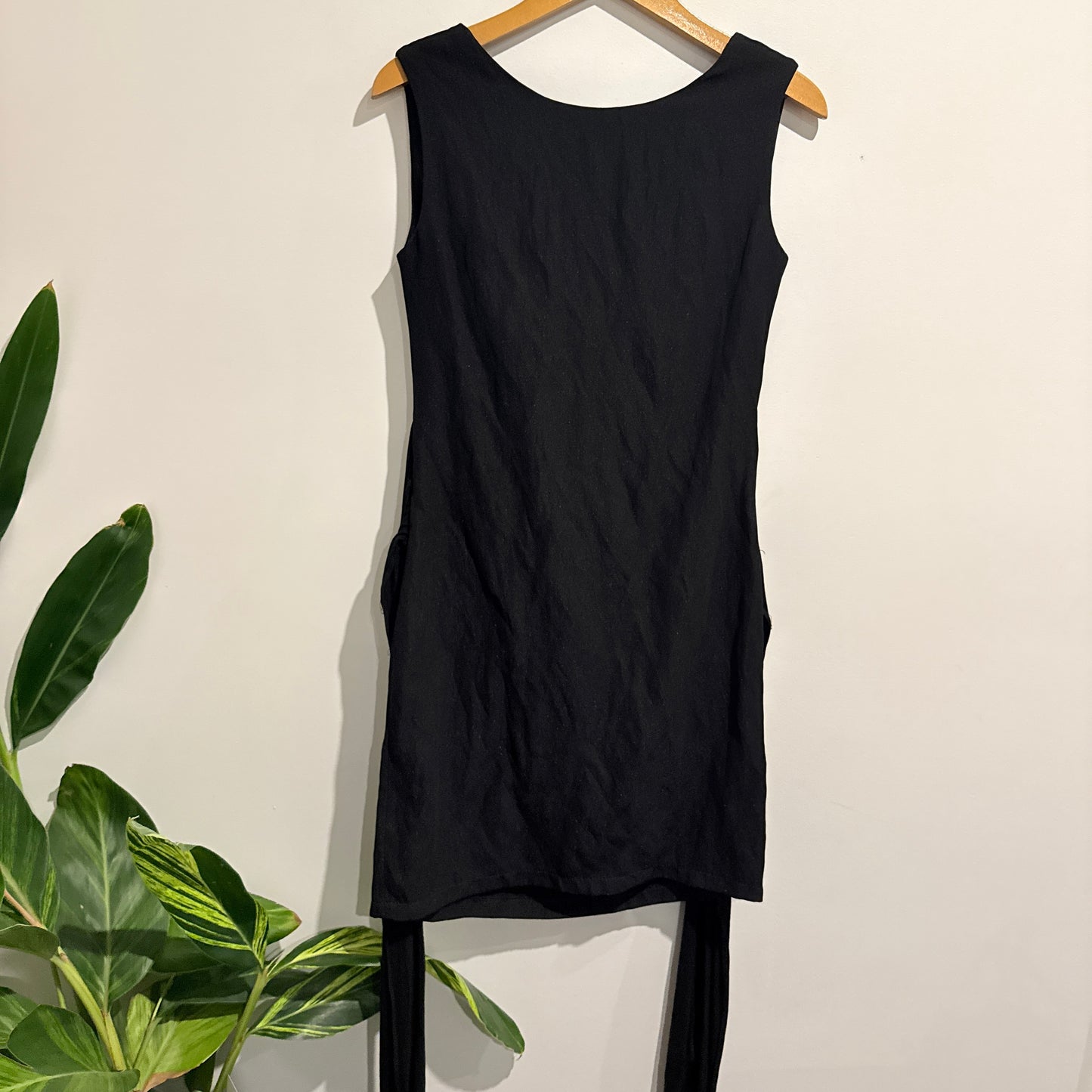 Robyn Mathieson (NZ Made) Size 8 Black Cowl Neck Shift Dress