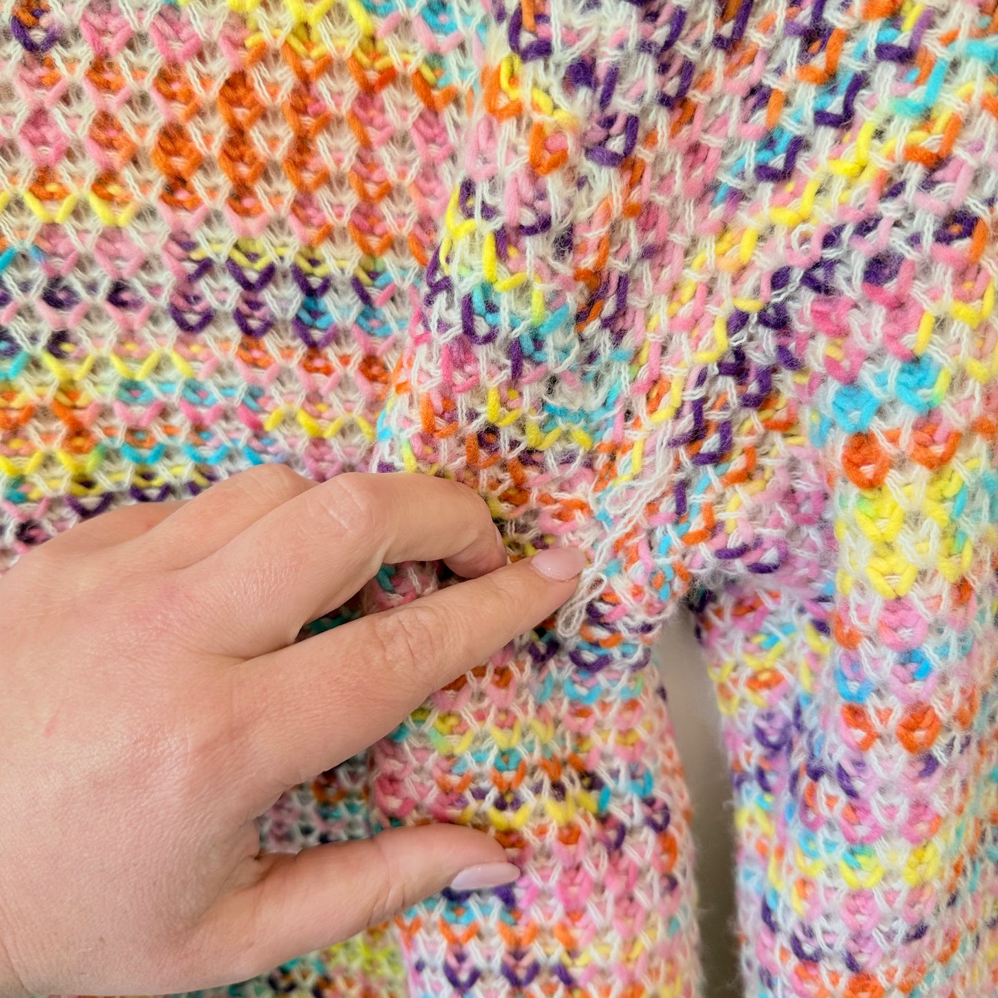 Vintage Look Multi Coloured Knit Cardi 56cm U/arm