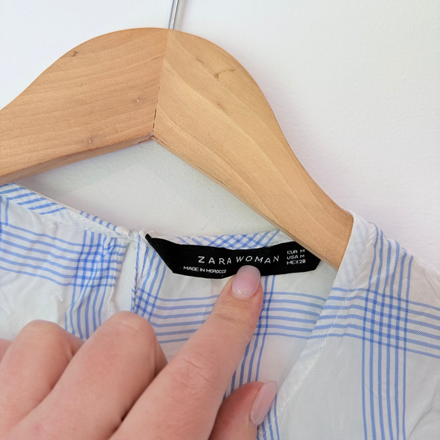 Zara Women Size M White & Blue Plaid Asymmetrical Dress