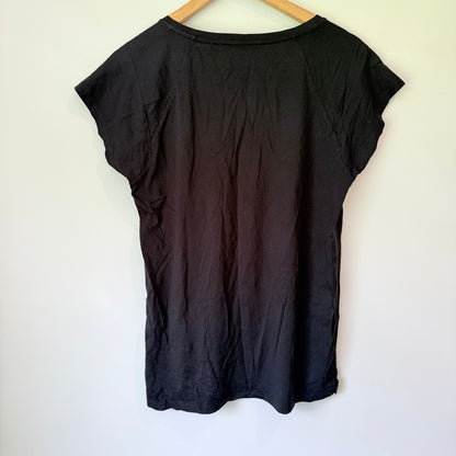 Country Road Size S Black T-Shirt with Pocket