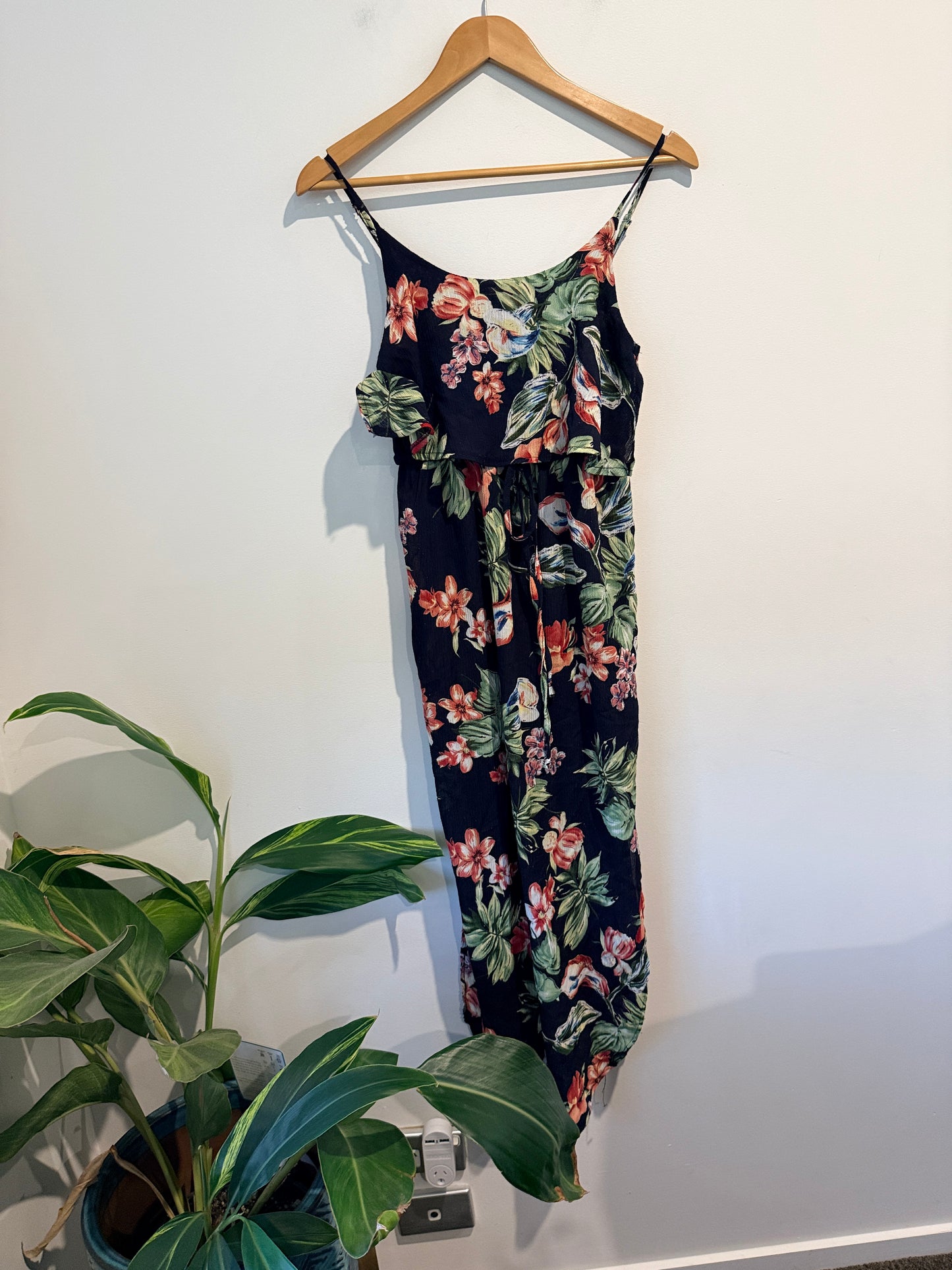 Mirrou Size 8 Floral Maxi Dress