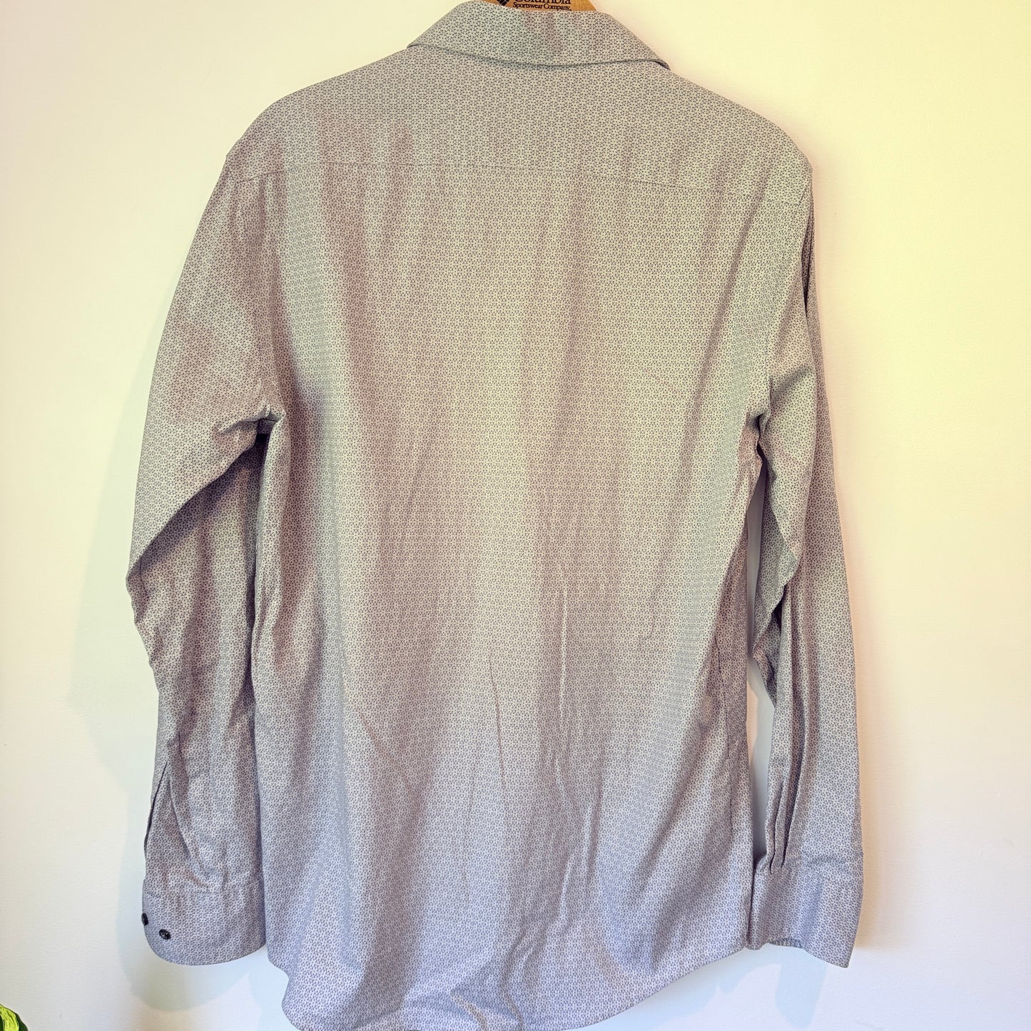 Barkers Size M Slim Fit Long-Sleeve Dress Shirt