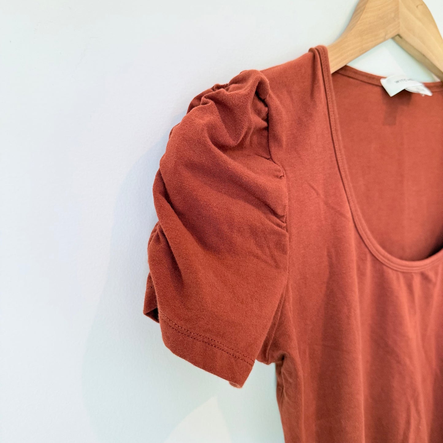 Witchery Size S Rust Square-Neck Puff Sleeve Knotted Top