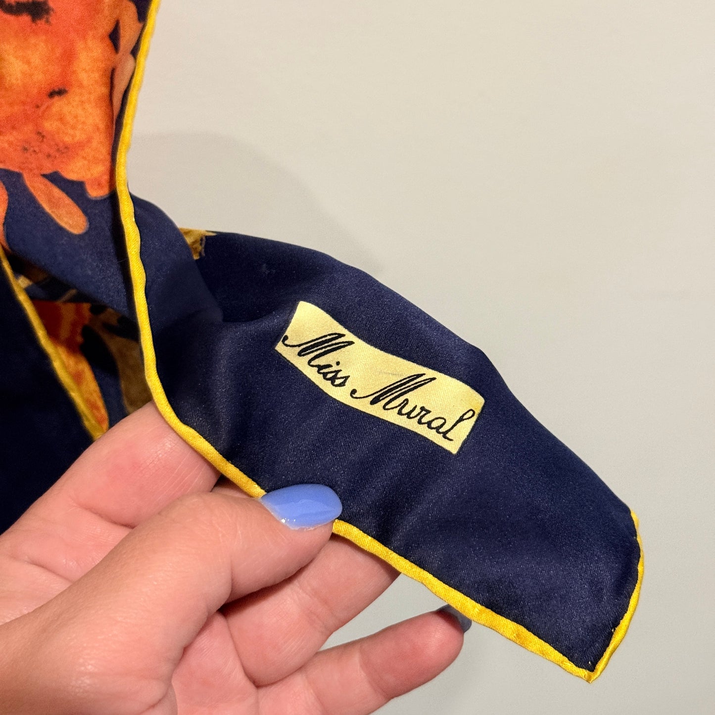 Miss Mural Size 90cm Floral-Themed Scarf or Shawl