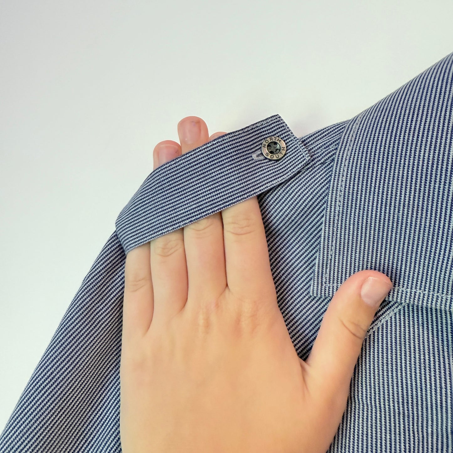 North South Clothing Size S Men’s Button-Down Shirt