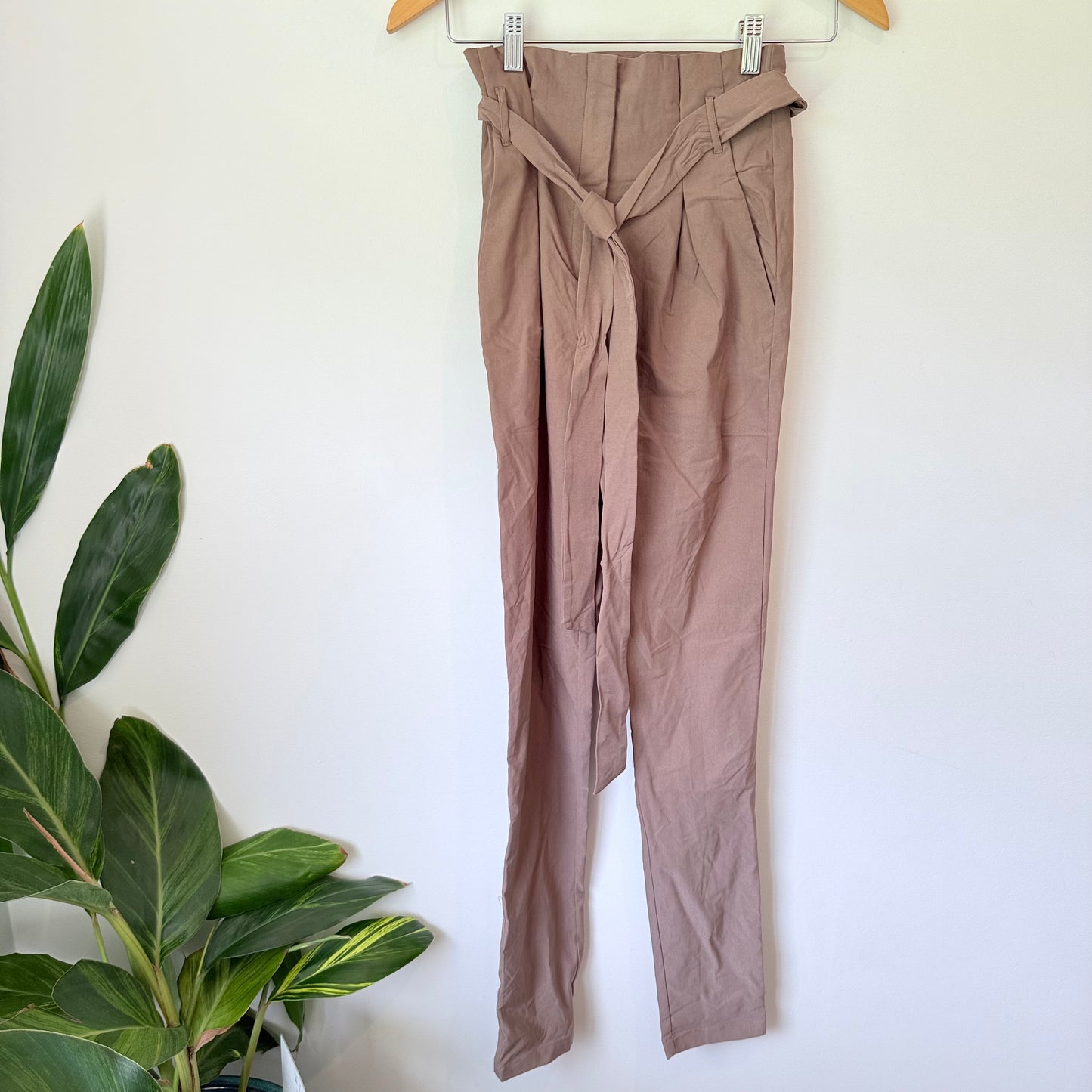 Love Tree Size M Rayon Beige Tie-Waist Pants