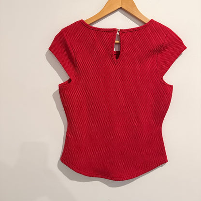 Mirrou Size S Contoured Sleeveless Top