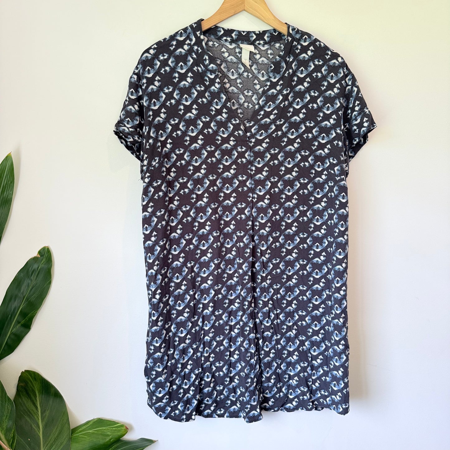 H&M Size S 100% Viscose Dress