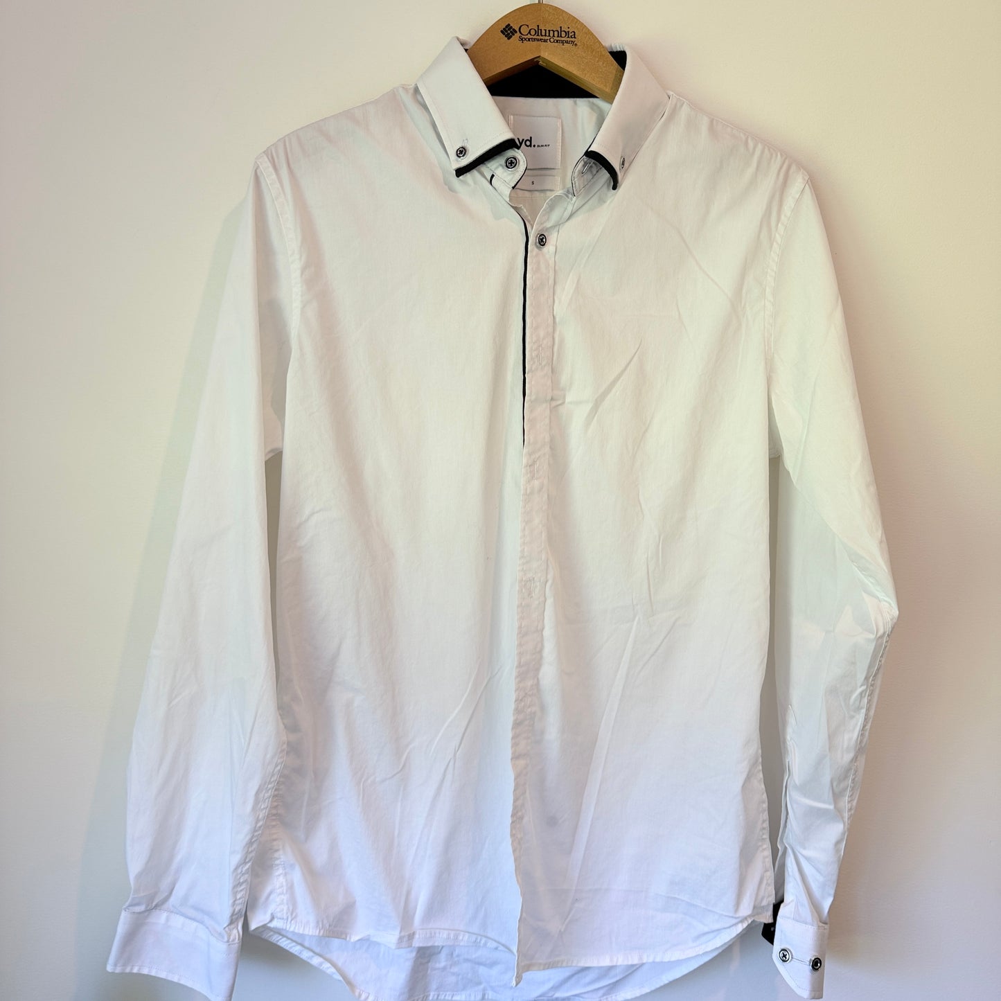 YD Size S White Shirt Black Patterned Trim