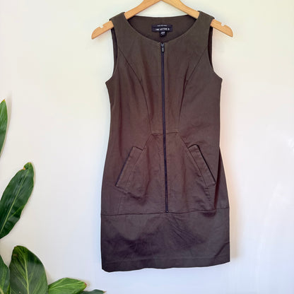 The Letter Q Size 6 Zip Front Cotton Dress