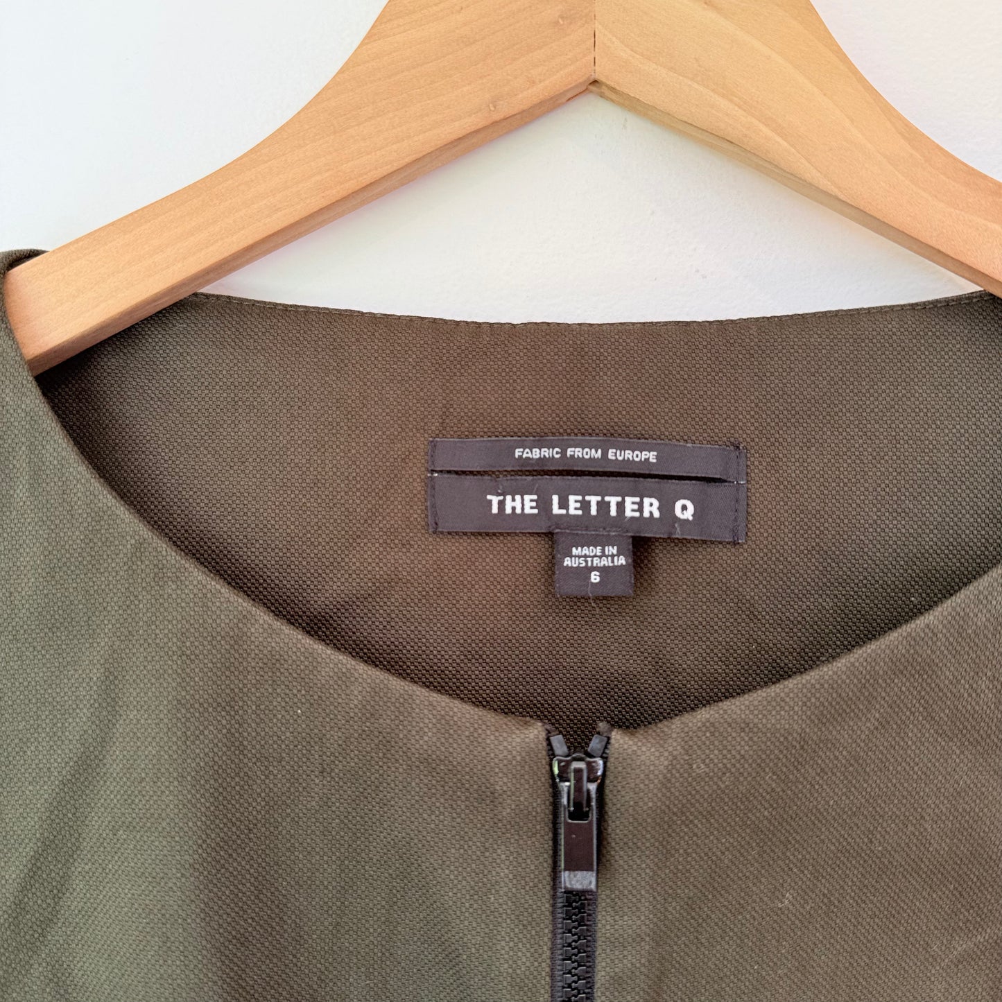 The Letter Q Size 6 Zip Front Cotton Dress