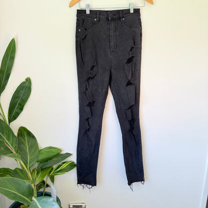 Glasson Size 10 Black Skinny Leg Distressed Jeans
