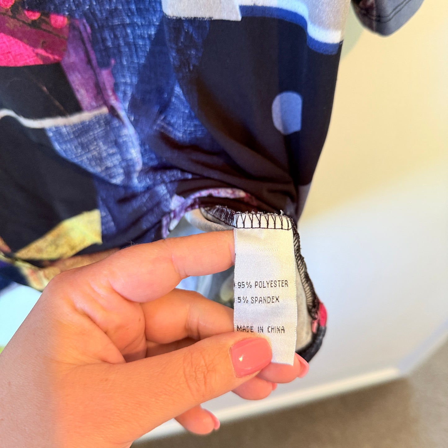 K&K Size XL Stretch Abstract Tunic