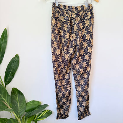 Ketz-ke Size 8 Patterned Pants